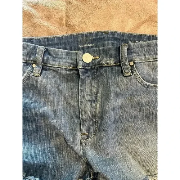 Gray Saks Fifth Avenue Jorts Size 29 Baby Shorts Lace Frayed Hem Jean Denim - Picture 9 of 12